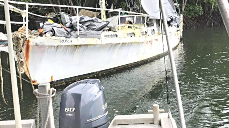 Vessel Salvage in Port Douglas, Queensland, for Maritime Safety Queensland
